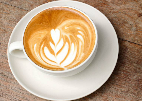 Bere caffè aiuta a prevenire il rischio di tumore